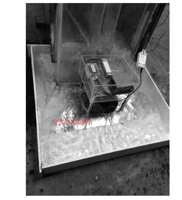 圖6 實驗現場流量計實物Fig.6 Test flowmeter of runoff in inlet for storm water in laboratory